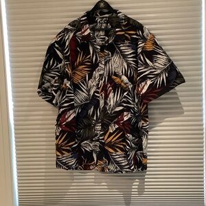 Tropical Leaf Short Sleeve Shirt Jacket in Black